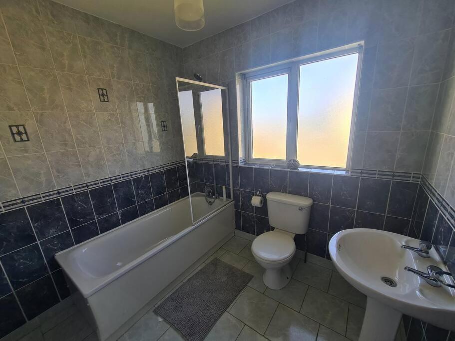 Holiday home Seaside House - Wifi, Large Spacious *
