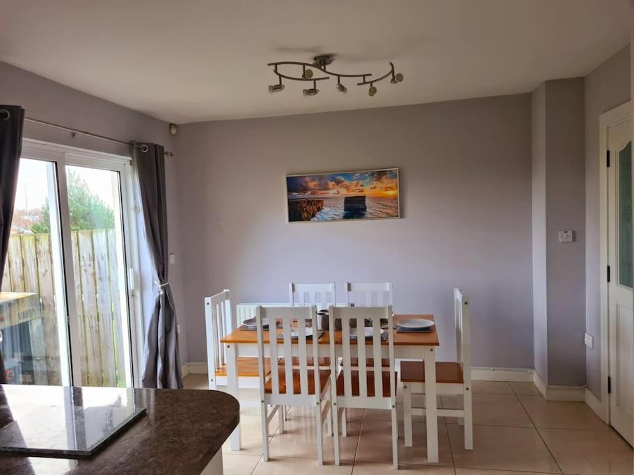 Seaside House - Wifi, Large Spacious Bundoran